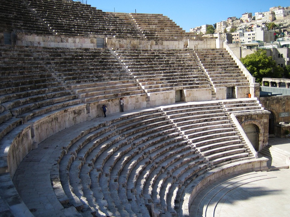 L'anfiteatro Romano nel cuore del centro storico di Amman